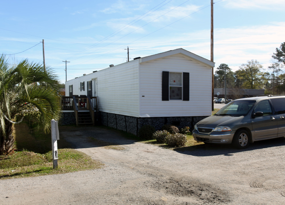 4610 Socastee Blvd in Myrtle Beach, SC - Building Photo