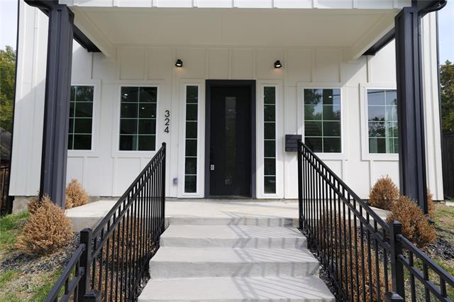 326 N Patton Ave in Dallas, TX - Building Photo - Building Photo