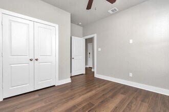 10526 Moon Vly Ln in Rosharon, TX - Building Photo - Building Photo