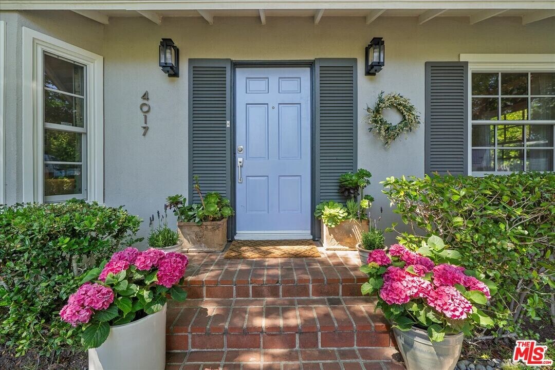 4017 Vía Gavilan in Palos Verdes Estates, CA - Building Photo