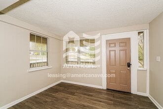 760 Hopkins Dr in Birmingham, AL - Foto de edificio - Building Photo