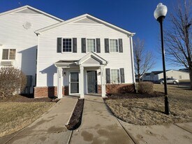 148 Bertram Dr in Yorkville, IL - Building Photo