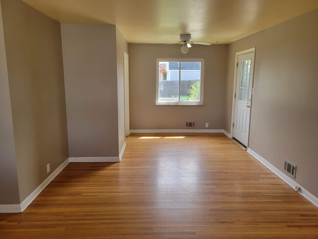 property at 4520 E Wyoming Pl