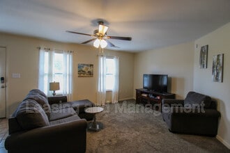 796 Harbor Pl Dr in Charleston, SC - Building Photo - Building Photo