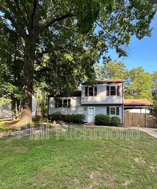 property at 10505 Queensway Ct