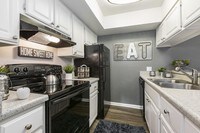 Building Photo - Enclave At Lake Ellenor Apartments in Orlando, Florida