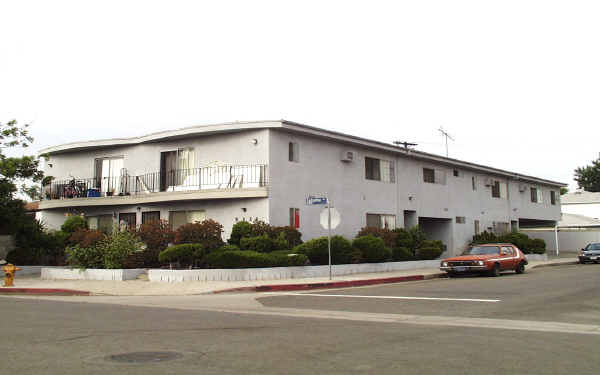 5333 Satsuma Ave in North Hollywood, CA - Building Photo - Building Photo