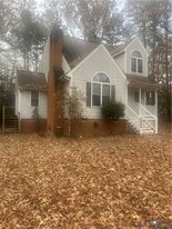 11449 Cedar Run Rd in Petersburg, VA - Building Photo