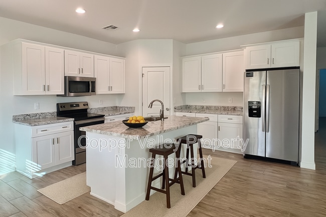 13865 E Peak View Rd in Scottsdale, AZ - Building Photo - Building Photo
