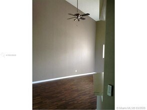 3417 NW 44th St-Unit -203 in Lauderdale Lakes, FL - Building Photo - Building Photo