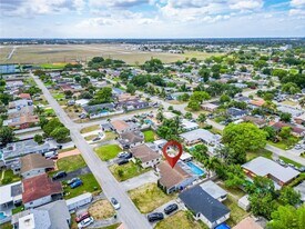 7031 SW 12th St in Pembroke Pines, FL - Building Photo