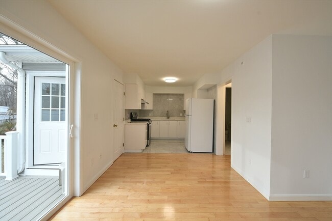 19 Stillman Cir in Natick, MA - Building Photo - Building Photo