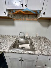 2105 Epworth Dr NE in Huntsville, AL - Building Photo - Building Photo