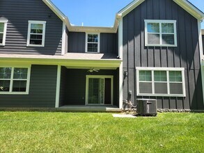 333 Maddalena Ln, Unit 333 in Westerville, OH - Building Photo - Building Photo