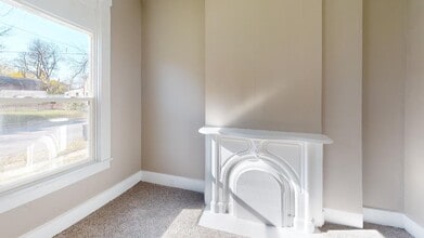 1412 Laidlaw Ave in Cincinnati, OH - Building Photo - Building Photo