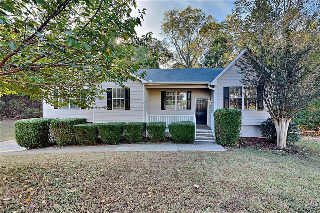 132 Hickory View Ln in Acworth, GA - Building Photo