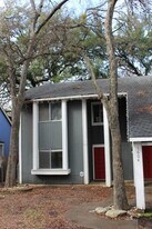 1604 Summer Creek Ct in Austin, TX - Building Photo