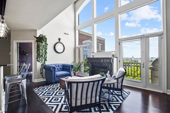 property at 1515 N Van Buren St