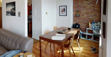21 Cortes St, Unit Cortes St in Boston, MA - Foto de edificio - Building Photo