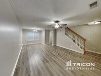 121 Peregrine Ct in Chapin, SC - Foto de edificio - Building Photo