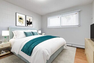 Miami Apartments in Saskatoon, SK - Building Photo - Building Photo