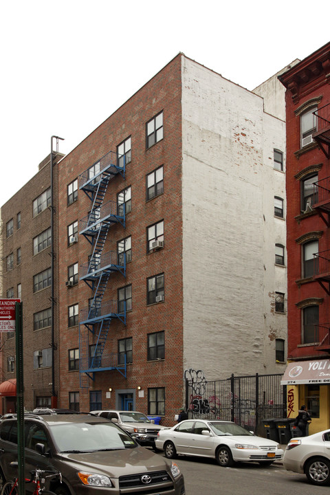 280 E 3rd St in New York, NY - Building Photo