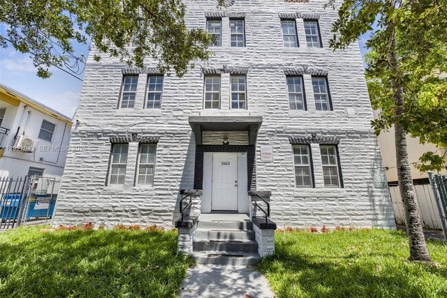 property at 1563 SW 2nd St