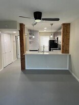 2018 W Rundberg Ln in Austin, TX - Building Photo