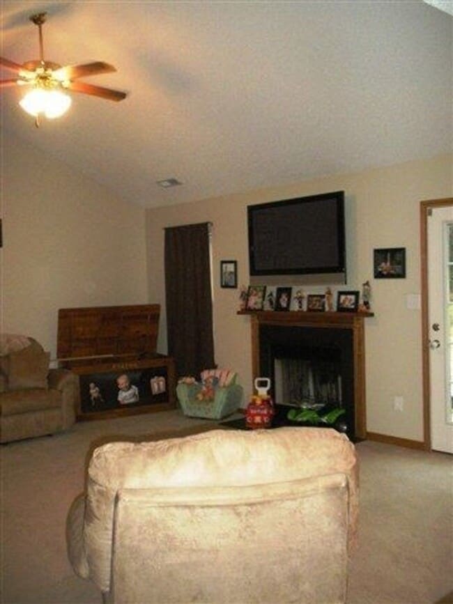 120 Poplar Ridge Rd in Jacksonville, NC - Building Photo - Building Photo