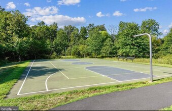 22542 Maison Carree Square in Ashburn, VA - Building Photo - Building Photo