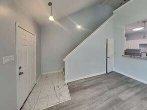 6758 Whitten Pine Dr in Memphis, TN - Building Photo - Building Photo