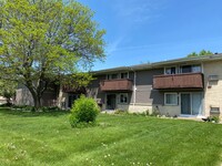 2111 Refset Drive in Janesville, WI - Foto de edificio - Interior Photo