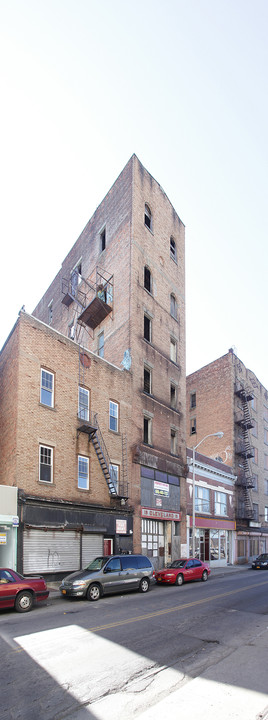 19 Academy St in Poughkeepsie, NY - Building Photo