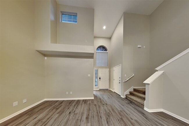 3906 Falvel Shadow Creek Dr