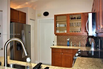 4291 Magnolia Ridge Dr in Weston, FL - Building Photo - Building Photo