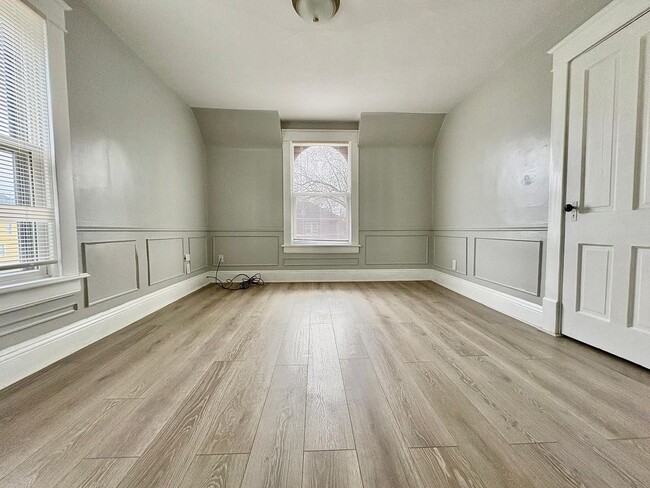 108 E 6th St in Mishawaka, IN - Building Photo - Building Photo