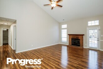 2518 Bushy Pine Ct in Charlotte, NC - Foto de edificio - Building Photo