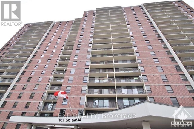 665-1665 Bathgate Dr in Ottawa, ON - Building Photo - Building Photo