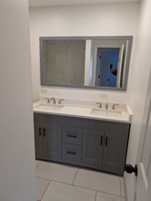 262 George St in Bensenville, IL - Foto de edificio - Building Photo