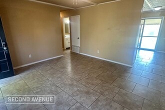 10913 N McKinley Ave in Oklahoma City, OK - Foto de edificio - Building Photo