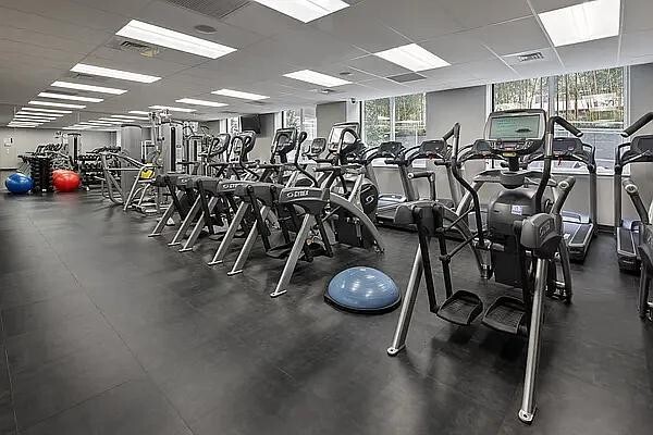 511 W 44th St in New York, NY - Building Photo - Building Photo