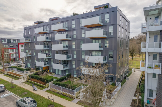 Shift Condos in Vancouver, BC - Building Photo - Building Photo