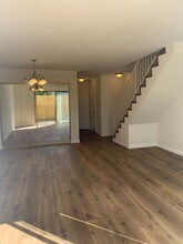 1116 Elm Ave, Unit Unit 6 in Glendale, CA - Building Photo - Building Photo