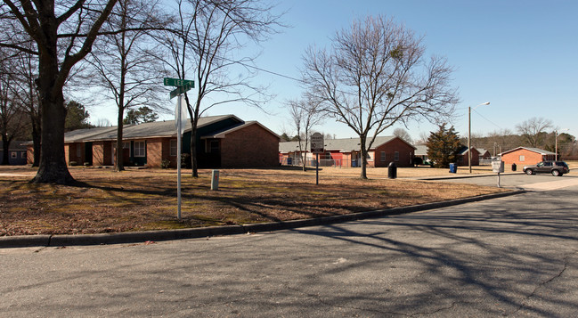 Wilkins Court in Smithfield, NC - Building Photo - Building Photo