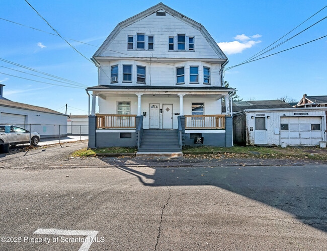 property at 15 Wall St