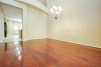 30 Crocus Petal St in The Woodlands, TX - Building Photo - Building Photo