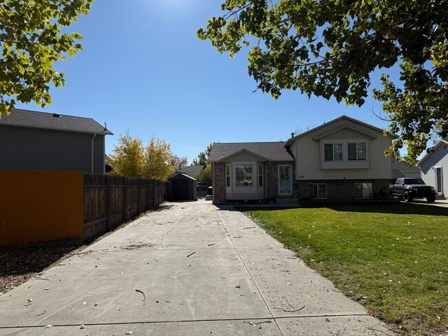 property at 462 W 660 S