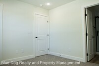 154 N Centennial Ave photo'