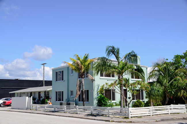 501 N J St in Lake Worth, FL - Building Photo - Primary Photo