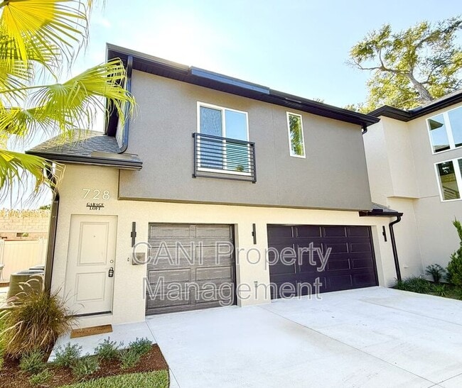 property at 728 Ellwood Ave